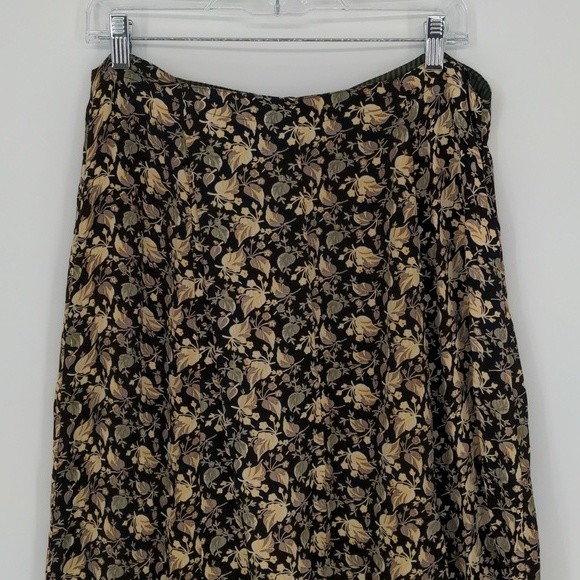 April Cornell 2 Piece Shirt Size Large Skirt Size Medium Black Floral‎ Set - Picture 10 of 15